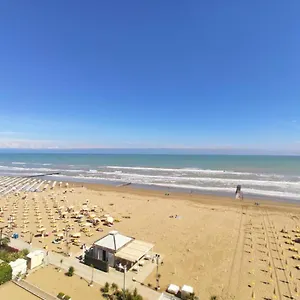 La Torre - Frontemare - Immobil Relax Lido di Jesolo
